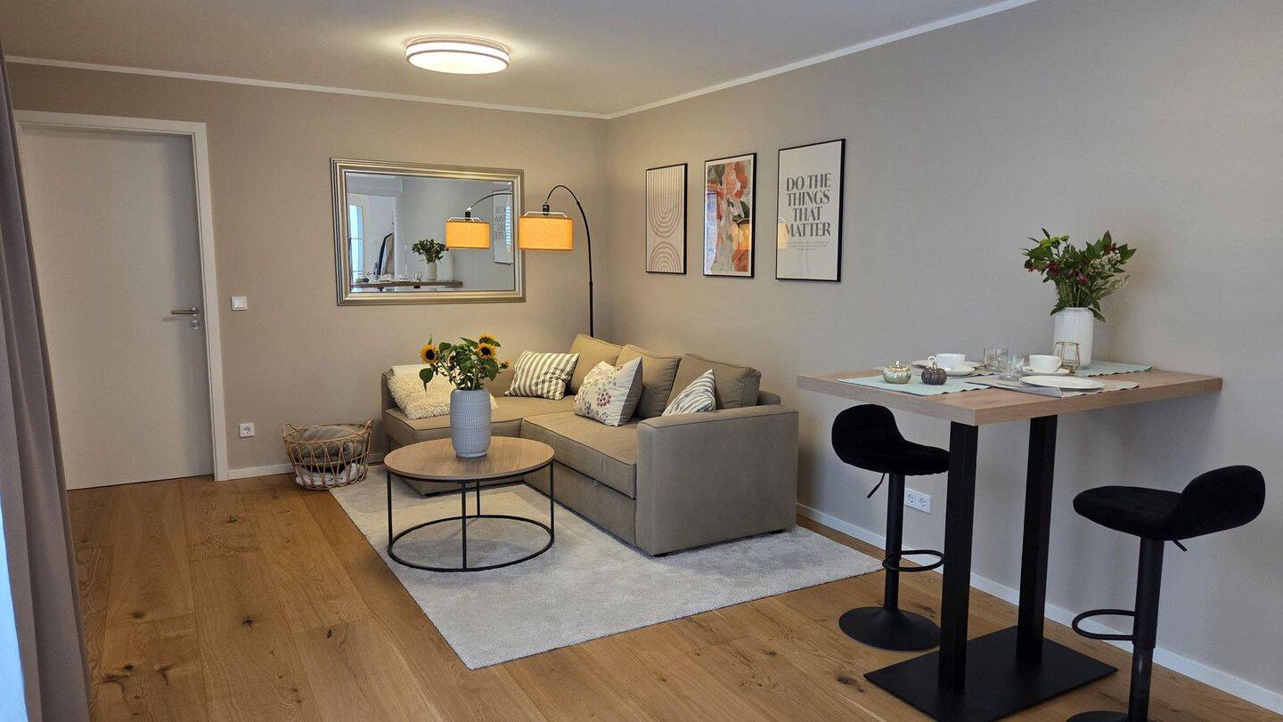 Modernes Studio (möbliert) - Exklusives Wohnen in ruhiger Waldrandlage von Bensberg