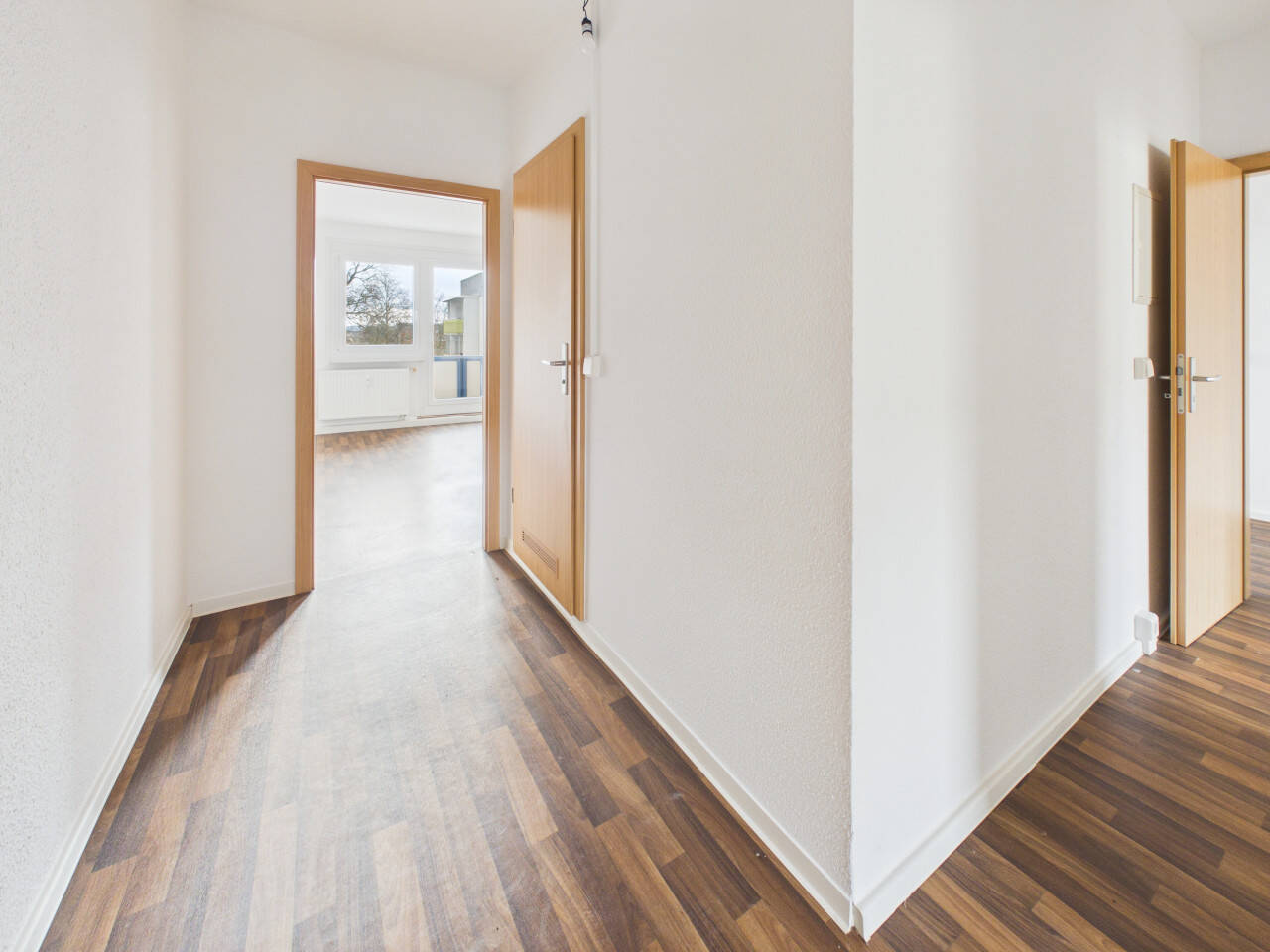 Lichtdurchflutetes Raumwunder mit Sonnen-Balkon - Dein neues Zuhause auf dem Sonnenberg! – Chemnitz – Vorschaubild 9