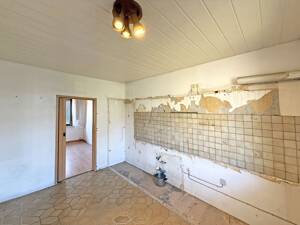 Lübeck St. Lorenz Nord - 3-Zimmer Stadthaus mit kleinem Garten und Nebengebäude - Sanierungsobjekt – 23554 Lübeck – Vorschaubild 5