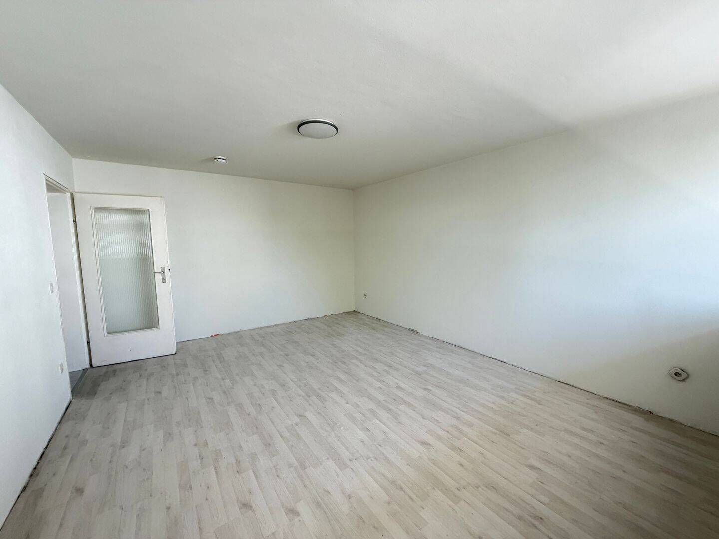 Charmante 3-Zimmer-Wohnung in verkehrsgünstiger Lage in Ingolstadt-Ost – Ingolstadt – Vorschaubild 7