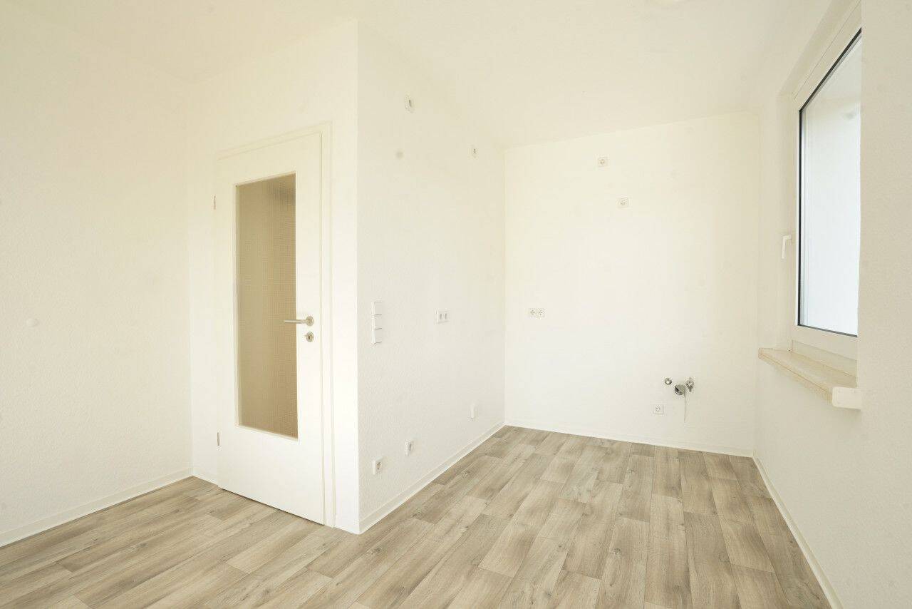 Große Dusche / Balkon / Sehr schick – Chemnitz – Vorschaubild 6
