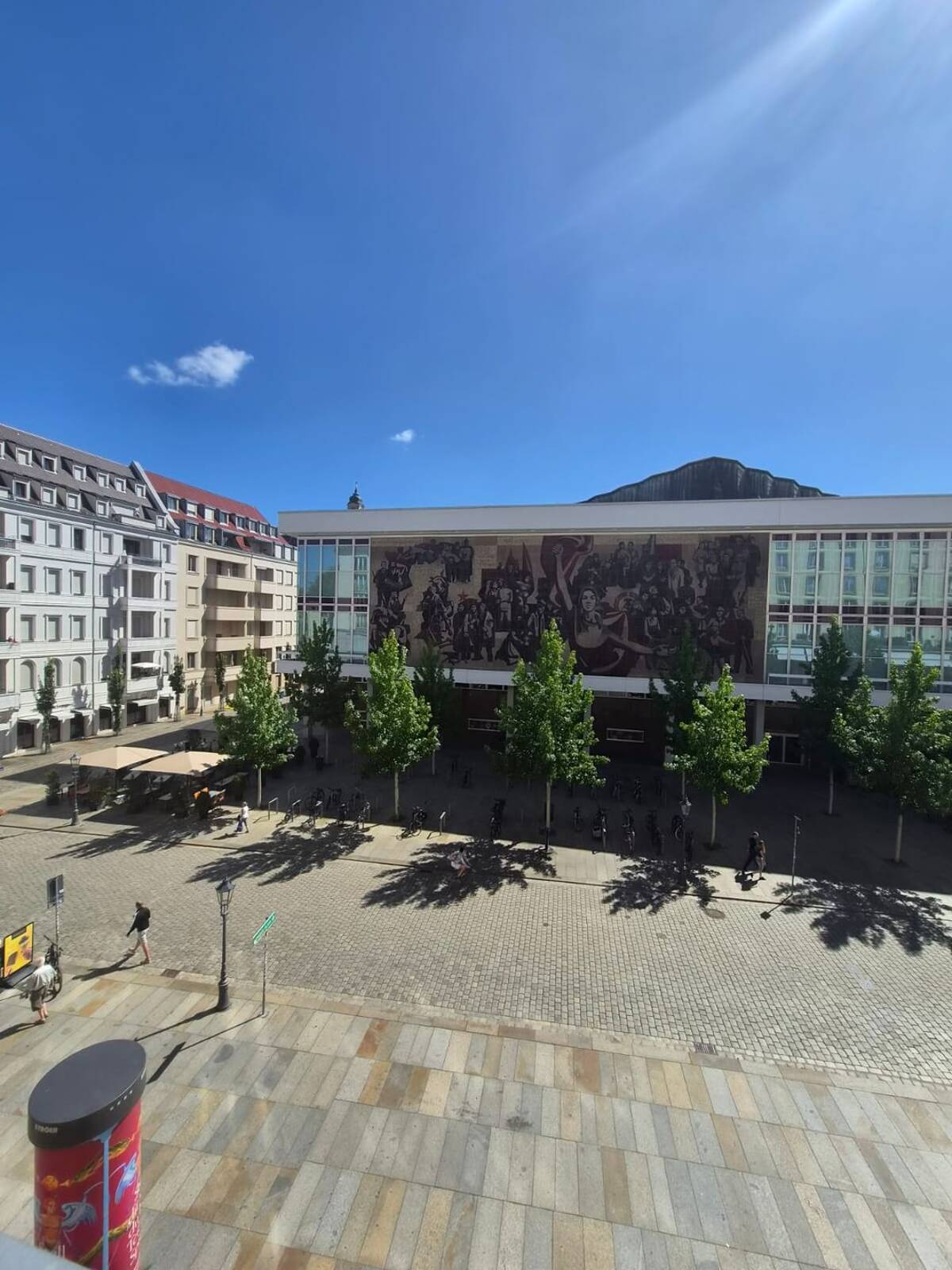 Wohnen in bester Altstadtlage – frisch renoviert mit Blick auf Frauenkirche und Kulturpalast – 1067 Dresden – Bild 1 von 6