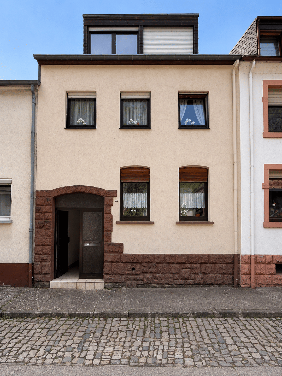 Charmantes Reihenwohnhaus in ruhiger und naturnaher Lage von Trier-Biewer mit 2 vermieteten Wohneinheiten