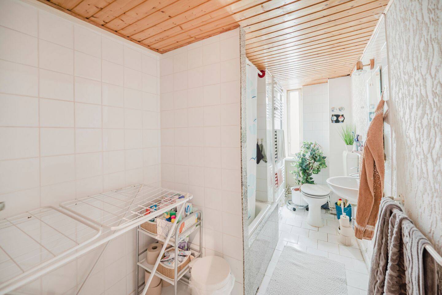 ?? Altbau-Schatz am Aspria - Charmante Kapitalanlage mit 2-Zimmern, Stuck & Dielen im ruhigen SF – Berlin – Vorschaubild 4