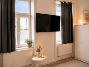 Großzügige 2,5-Zimmer-Altbauwohnung im urbanen Loft-Stil – möbliert, modern & ideal für 2–4 Personen; komplette Warmmiete All in! – 97082 Würzburg – Vorschaubild 8