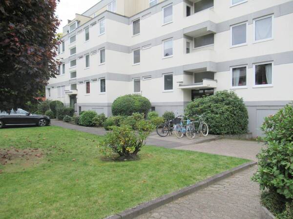 Etagenwohnung in 28211 Bremen mit 80 m² kaufen