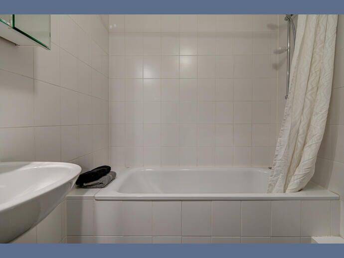 Möbliert: Hell und freundlich möbliert mit West-Balkon – München – Vorschaubild 7