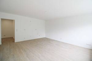 Bereit zum Einziehen! Bezugsfertige 2,5 Zi-Wohnung mit Tiefgaragenstellplatz – 45277 Essen – Vorschaubild 3
