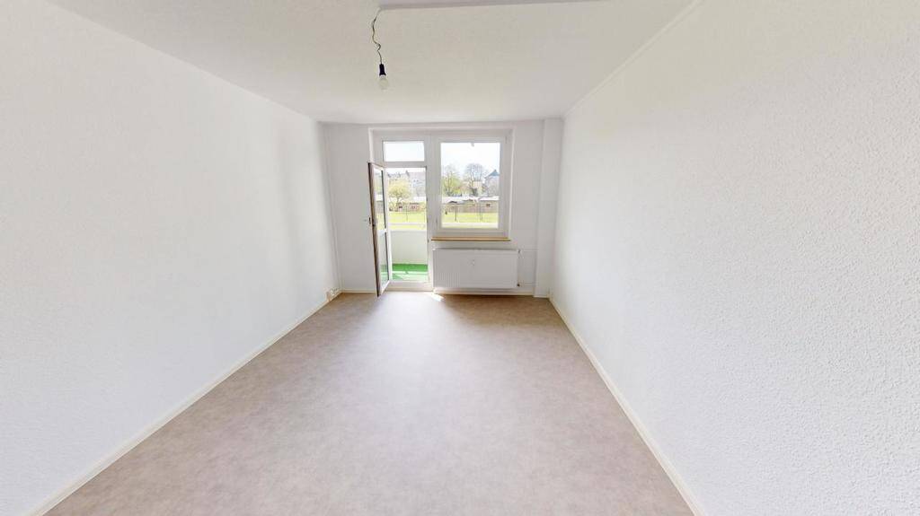 NEU sanierte Erdgeschosswohnung mit Balkon – Chemnitz – Vorschaubild 4