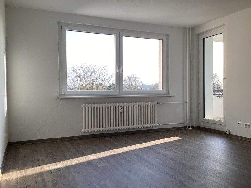 3-Zimmer Wohnung mit Balkon und Aufzug!