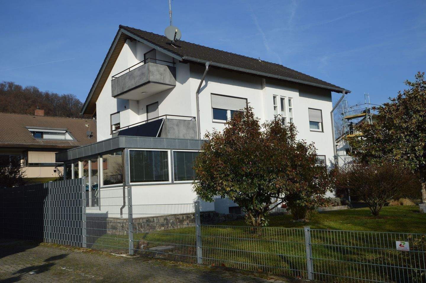 Bis zu 3 Wohnungen und Burgblick inklusive - volle Flexibilität – Lörrach – Bild 1 von 9