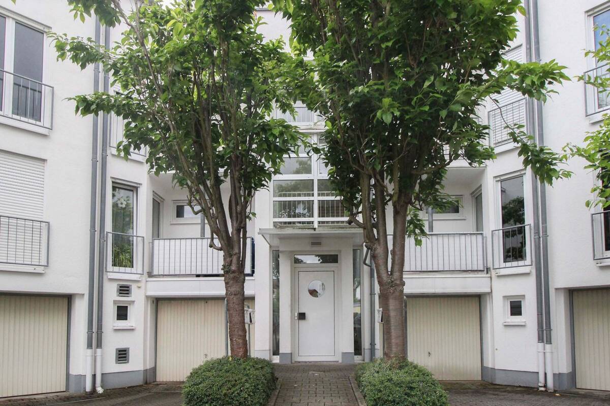 Ein Zuhause zum Ankommen-großzügige, familienfreundliche ETW mit zwei Balkonen und zwei Stellplätzen – 55126 Mainz – Bild 1 von 9