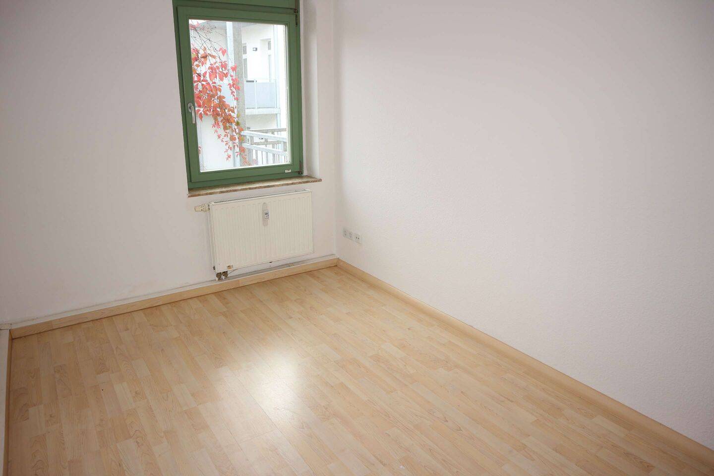 Frei ab 1.10.26 - Ins 2. OG mitAufzug / zur Seitenstraße u.v.m. – Chemnitz – Vorschaubild 7