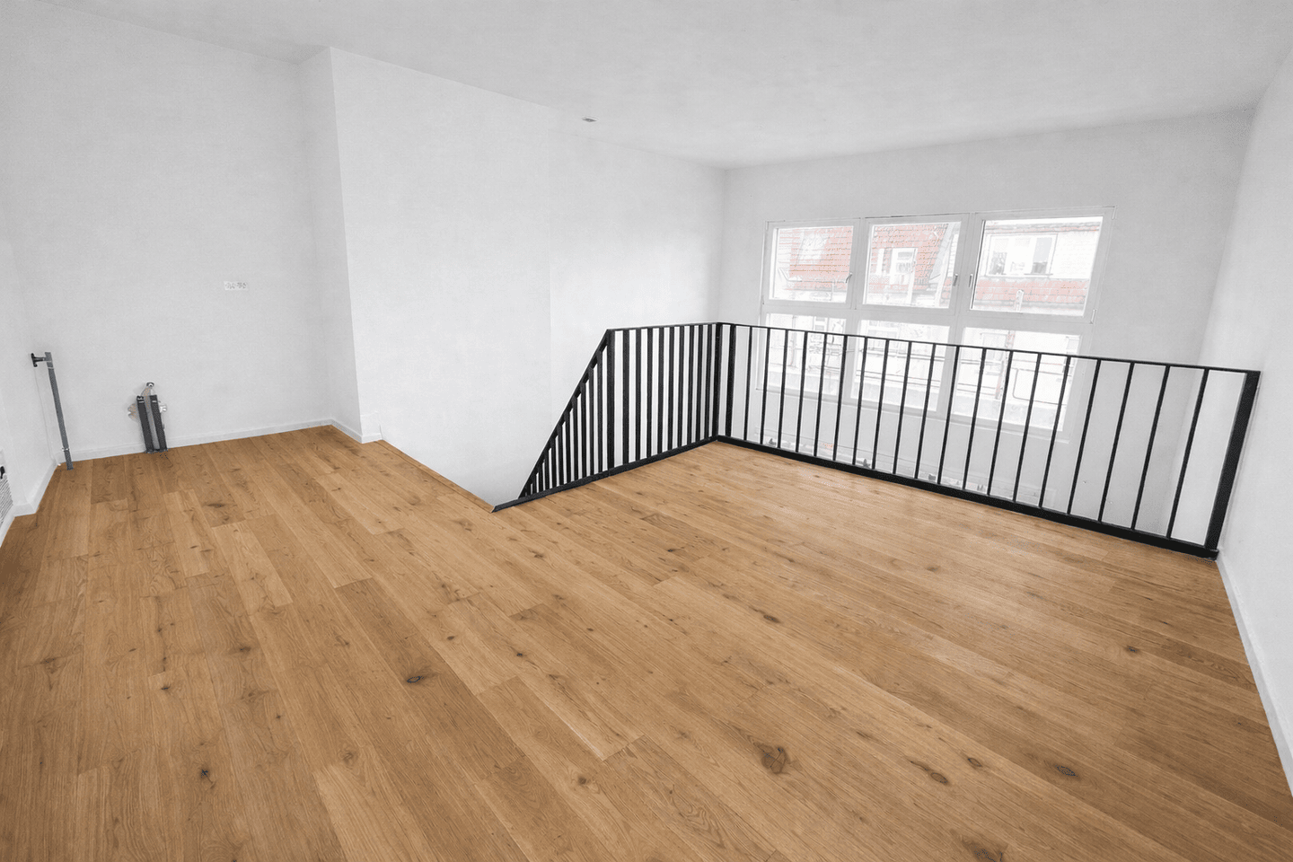 Einzigartiges Dachgeschosswohnung über 3 Etagen – Berlin – Vorschaubild 3
