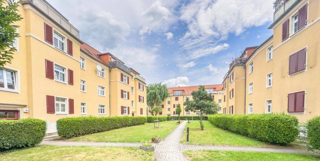 GUT GESCHNITTENE 3 ZI. WOHNUNG MIT BALKON - IN SCHÖNER WOHNANLAGE CA. AUS 1925 – Dresden – Vorschaubild 4