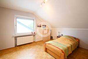 Wohnen im Grünen, investieren mit Perspektive - Dachgeschosswohnung mit Südloggia! – 44265 Dortmund – Vorschaubild 8