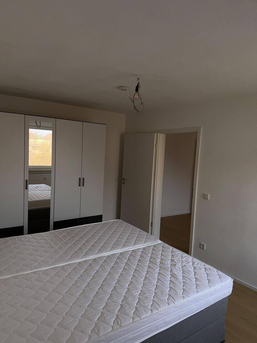 Möbilierte 2-Zimmer Wohnung inkl. Stellplatz zentral in Nürnberg – Nürnberg – Vorschaubild 5