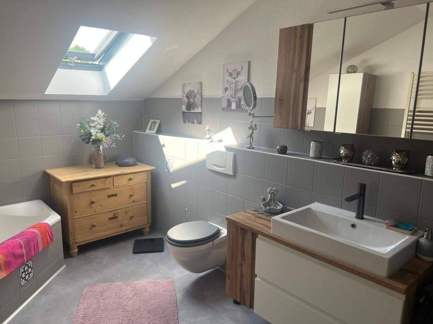 Top Lage! Top Preis! Zwei Einfamilienhäuser auf einem großen idyllischen Grundstück in Hamm- Süddinker mit 2 Einbauküchen, Garage – Hamm – Vorschaubild 8