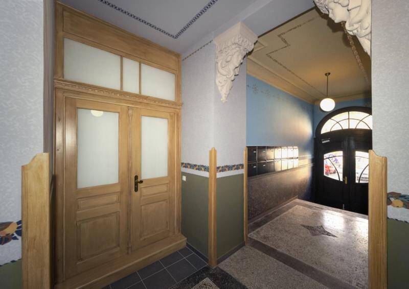 Sanierte 3-Zimmer-Wohnung - denkmalgeschütztes Objekt mit Fußbodenheizung, Parkett und Balkon ! – Chemnitz – Vorschaubild 3