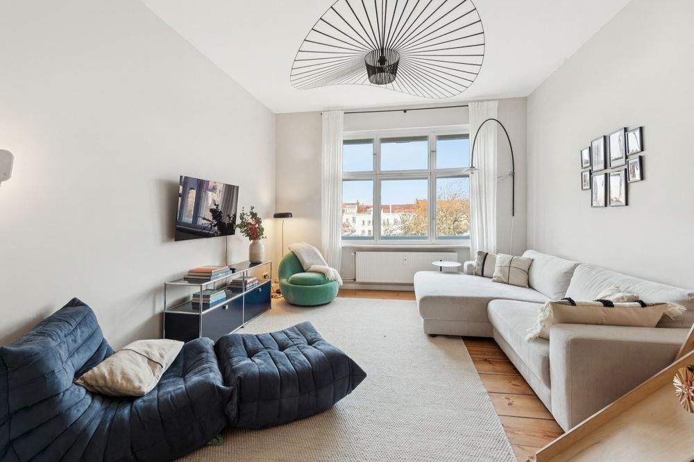 3-Zimmer-Altbauwohnung in Prenzlauer Berg – Berlin – Bild 1 von 9