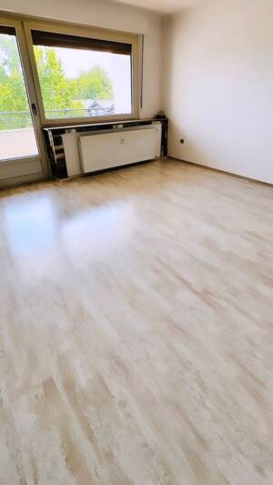 Helle 3,5-Zimmer-Wohnung (72 m²) mit Loggia in ruhiger Sackgasse in Duisburg-Walsum zu vermieten – 47179 Duisburg – Vorschaubild 3