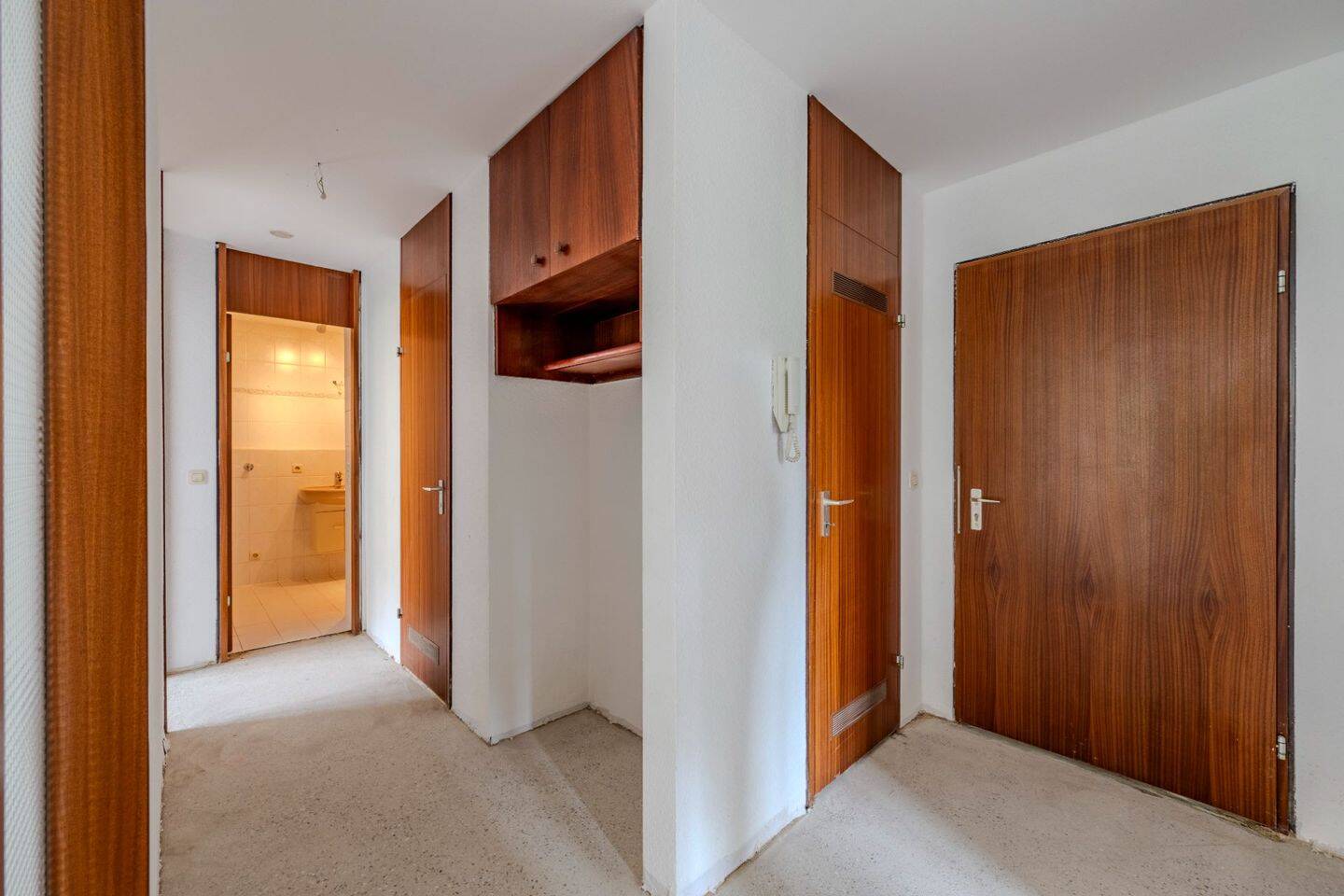 Helle 3,5 Zimmer Wohnung zum Selbstgestalten – Stuttgart – Vorschaubild 7