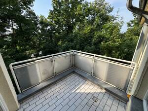 Gelegenheit: Gut geschnittene 3-Zimmer-Wohnung mit Balkon in gepflegter Wohnanlage! – 13127 Berlin – Vorschaubild 4
