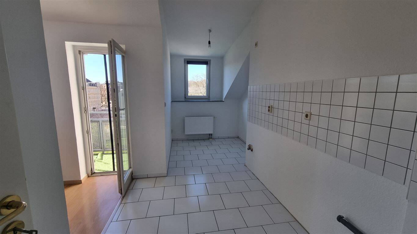 ***Tolle 3 - Raum Wohnung mit Balkon sucht Dich!*** – Chemnitz – Vorschaubild 4