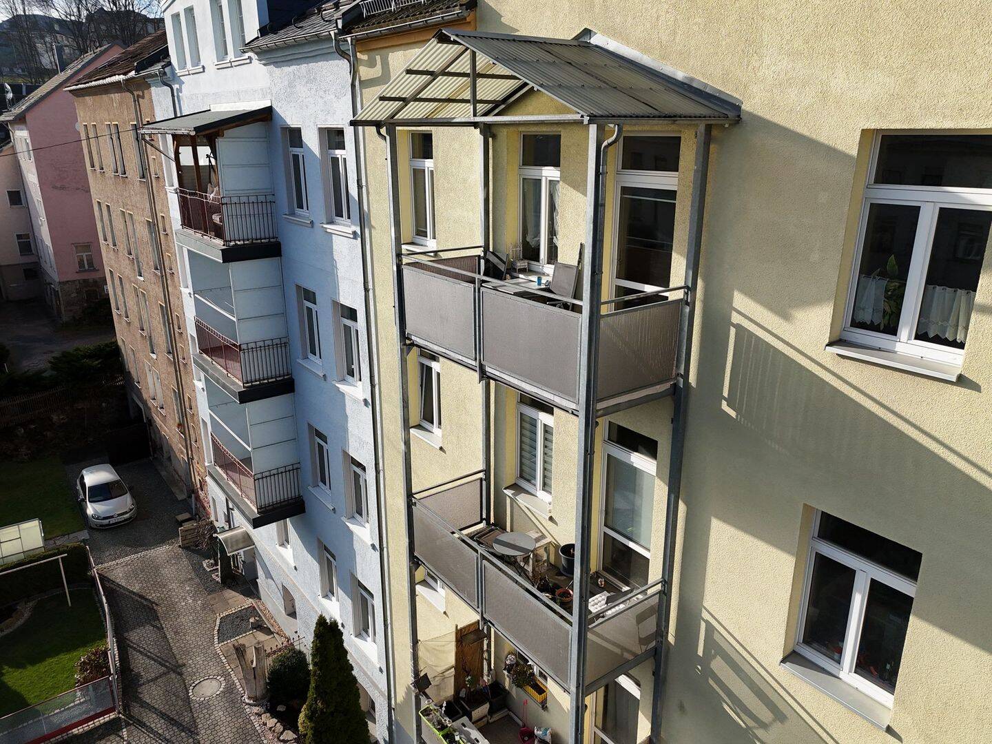Wunderschöne 2 Raum Wohnung mit Balkon in Auerbach/V. ab sofort zu vermieten