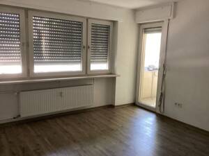 Gelegenheit! 3-Zimmer-Wohnung mit Balkon in guter Stadtlage – 34121 Kassel – Vorschaubild 2