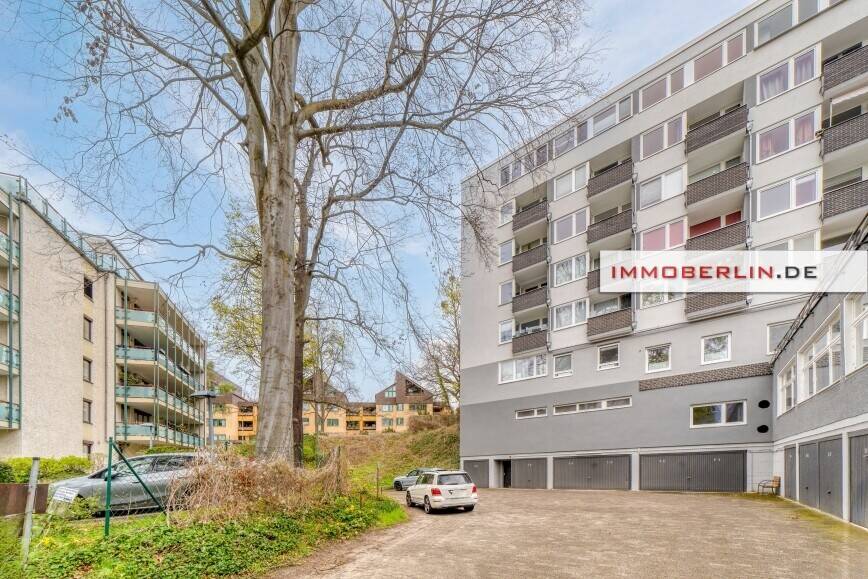 IMMOBERLIN.DE - Top-Lage! Helle 1-Zimmer-Wohnung mit Loggia in Zehlendorf – Berlin – Vorschaubild 2