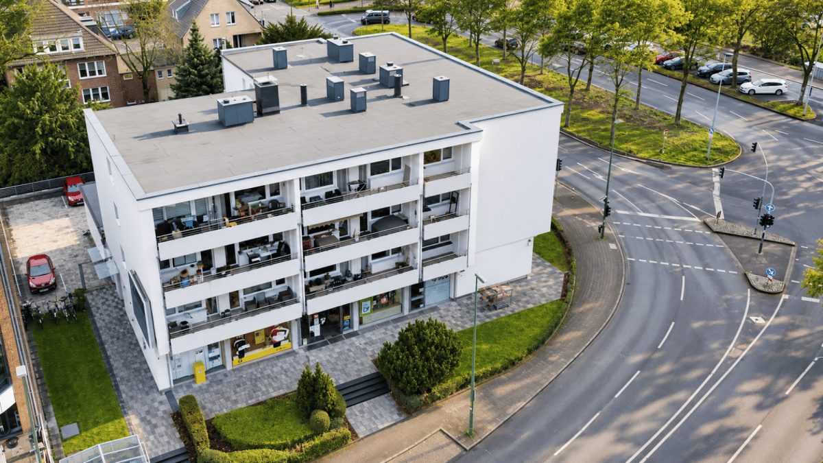 Lage, Lage, Lage: Starkes Renditeobjekt im Herzen von Benrath – 40593 Düsseldorf – Bild 1 von 9