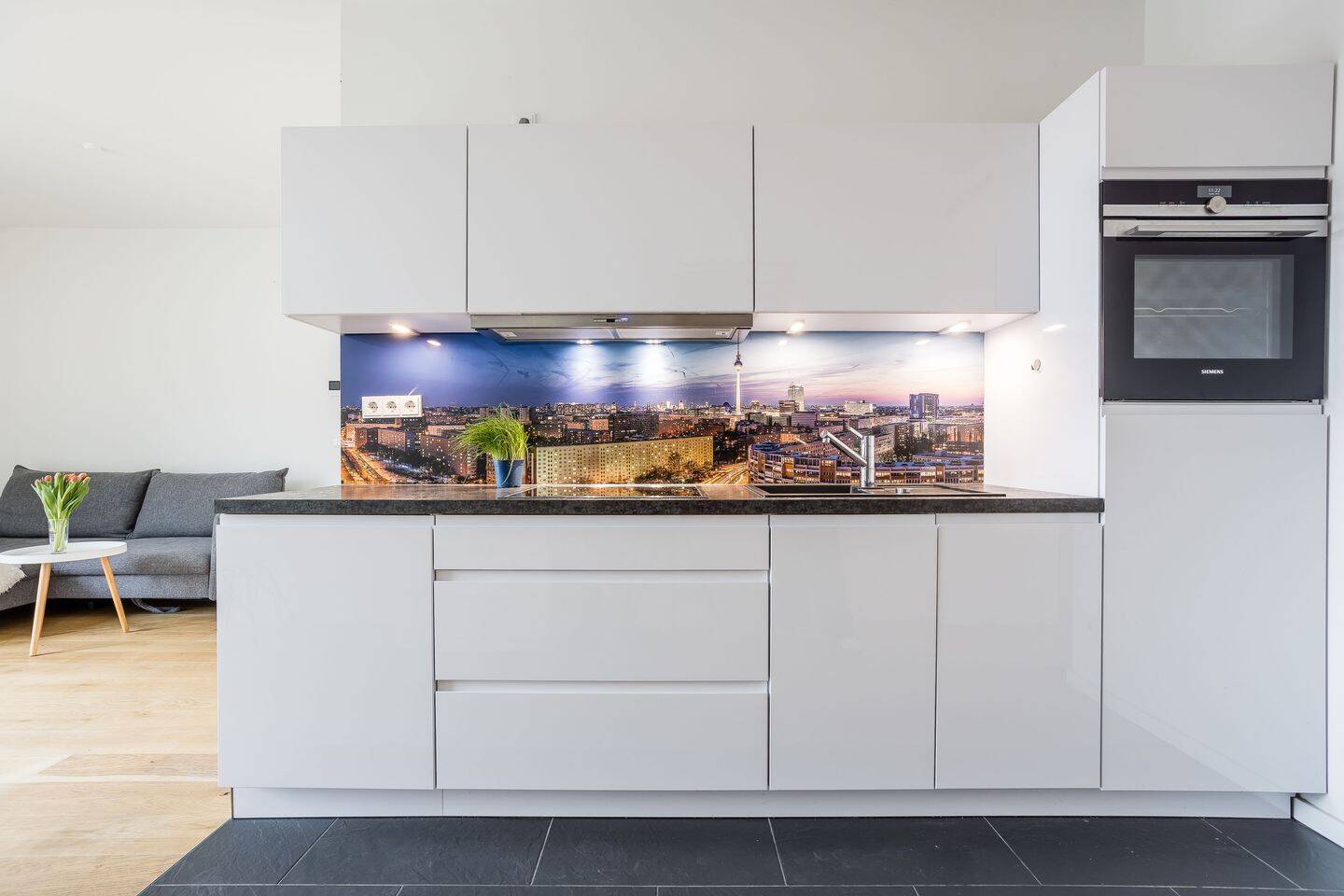 Sonnige Designerwohnung in Top Lage - Urban wohnen oder vermieten zwischen Maybachufer & Spree! – Berlin – Vorschaubild 3