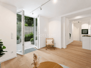 Souterrain neu gedacht: Helle 3-Zimmer-Wohnung mit großer Ostterrasse - – 80639 München – Vorschaubild 1