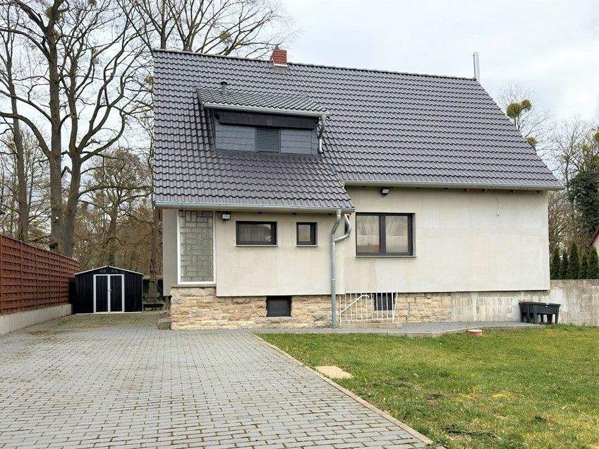 Kernsaniertes Wohnjuwel in Schöppenstedt - einfach Ansehen, Einziehen und Wohlfühlen! – Schöppenstedt – Bild 1 von 9