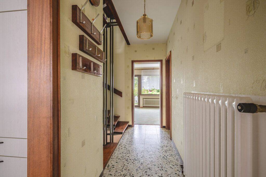 Charmantes Reihenmittelhaus mit Garage und modernem Bad in beliebter Lage von Eschweiler-Dürwiß – Eschweiler – Vorschaubild 4