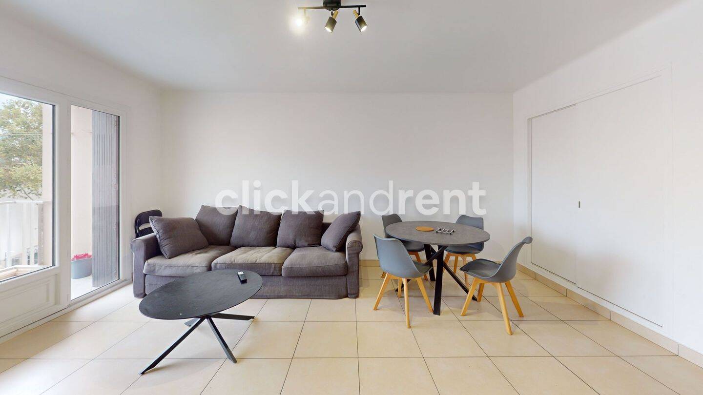 5 pièces 80 m² · à Toulon · 80,2 m² · 410 €/mois