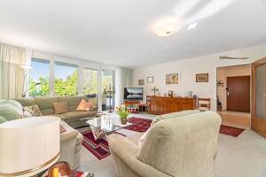 Gut geschnittene Maisonette-Wohnung mit Balkon und Dachterrasse! – 81925 München – Vorschaubild 9