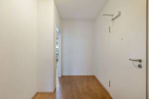City-Home: Parkett, hohe Decken & Aufzug mitten in Pempelfort (WE10) – 40477 Düsseldorf – Vorschaubild 4