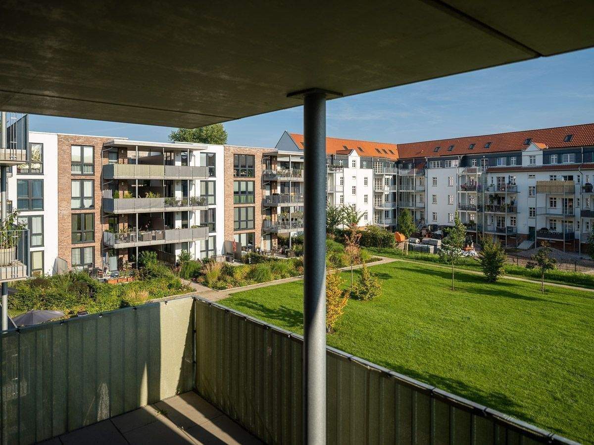 Wohnen im Park - sonnige 2-Zimmer-Wohnung im 3.OG mit Blick ins Grüne – Erfurt – Vorschaubild 7
