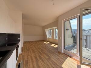 GANZ OBEN! Geräumige 3-Zi.-Whg. mit Tageslicht + EBK und Balkon !!! – 1159 Dresden – Vorschaubild 3