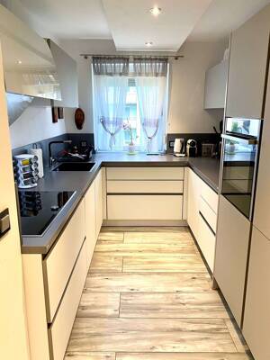 GELEGENHEIT IN FRANKFURT-GRIESHEIM: Moderne 4-Zimmer Wohnung mit Flair und Balkon... – 65933 Frankfurt am Main – Vorschaubild 3