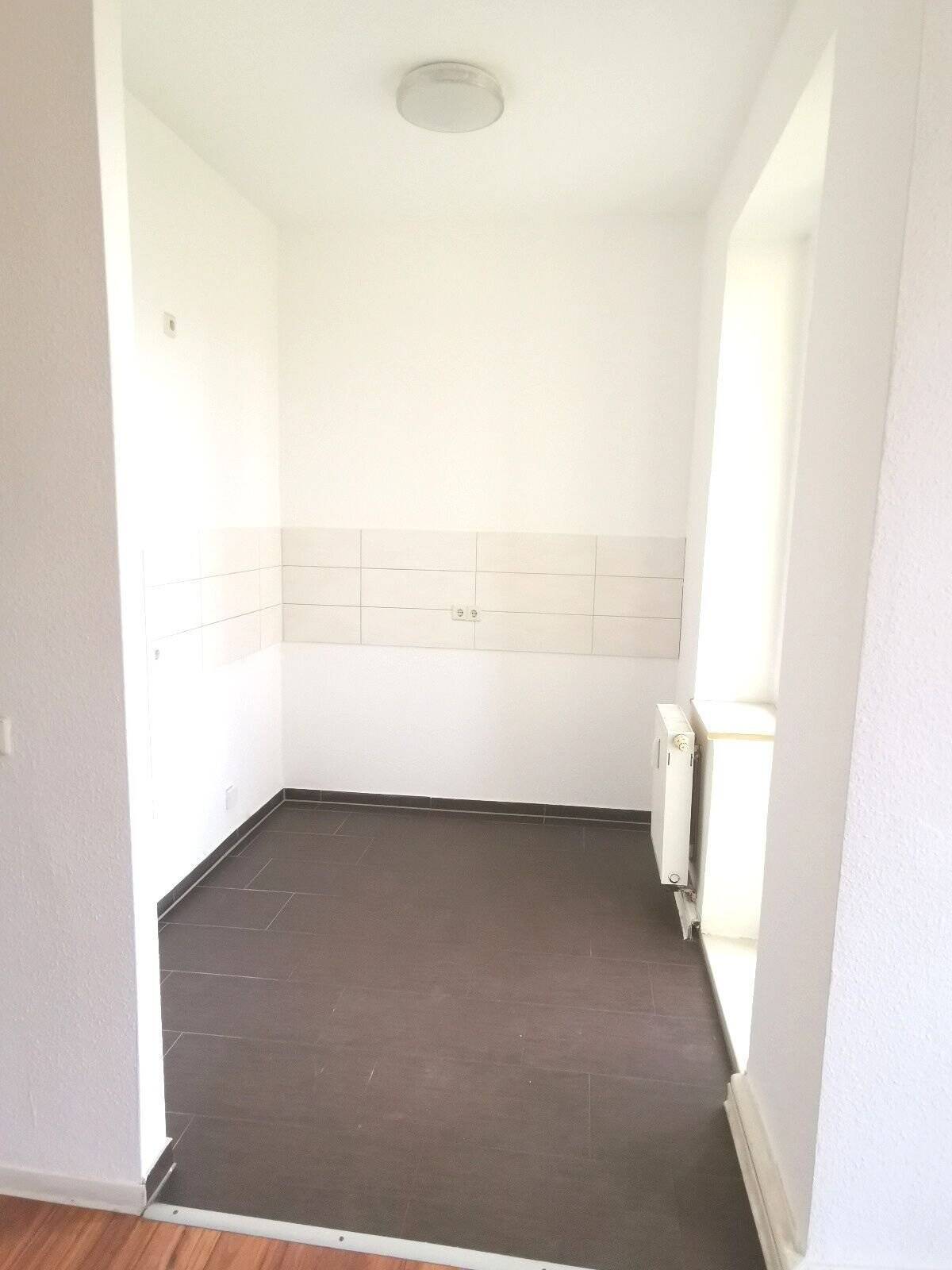 Charmante 3-Zimmer-Wohnung mit Balkon in Chemnitz – Chemnitz – Vorschaubild 4