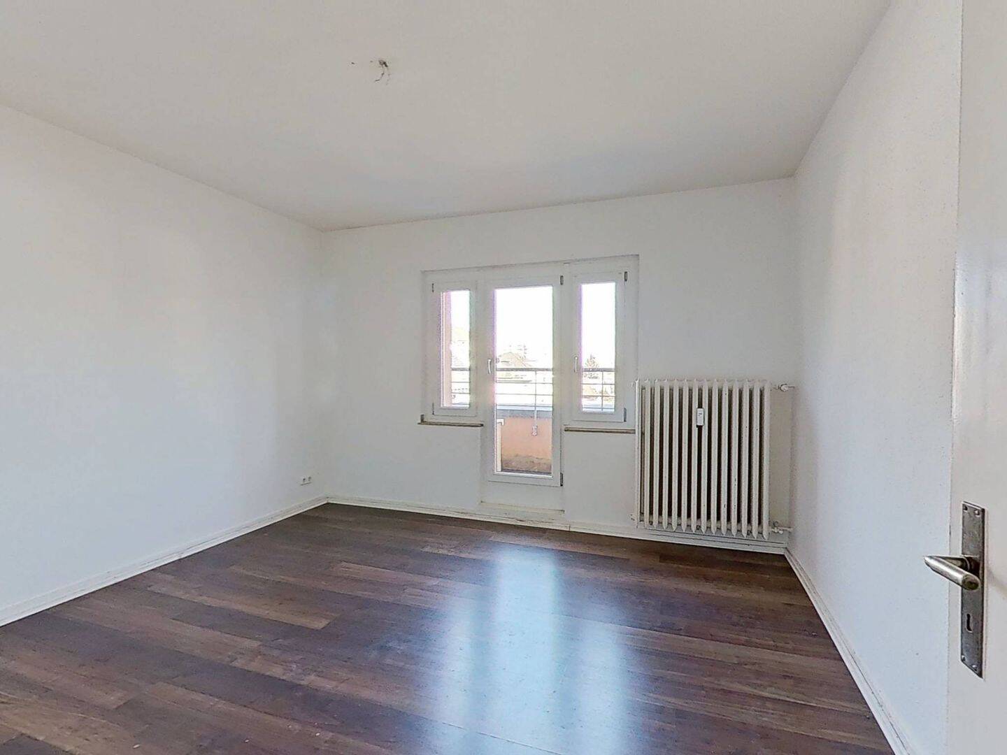 Sonne den ganzen Tag: 4 Zimmer mit 2 Balkonen – Köln – Bild 1 von 9