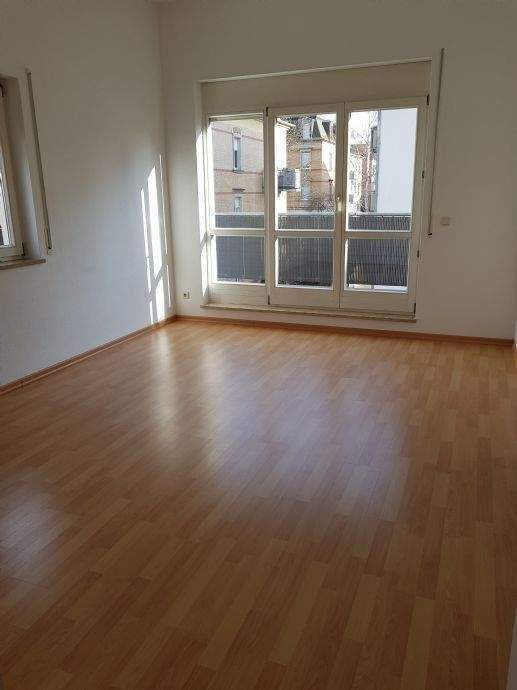 Lichtdurchflutete sonnige 2-R-Terrassenwohng. in ruhiger grüner Lage von Dresden-Cotta – Dresden – Vorschaubild 5