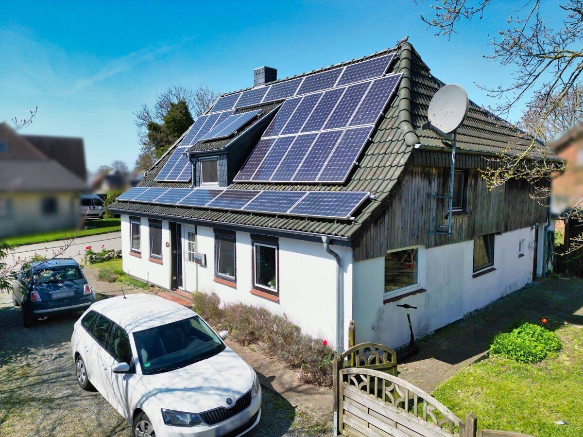 Charmantes Landhaus mit PV-Anlage, Kaminofen, Garten, modernem Bad und Entwicklungspotenzial in Böel – Böel – Vorschaubild 6