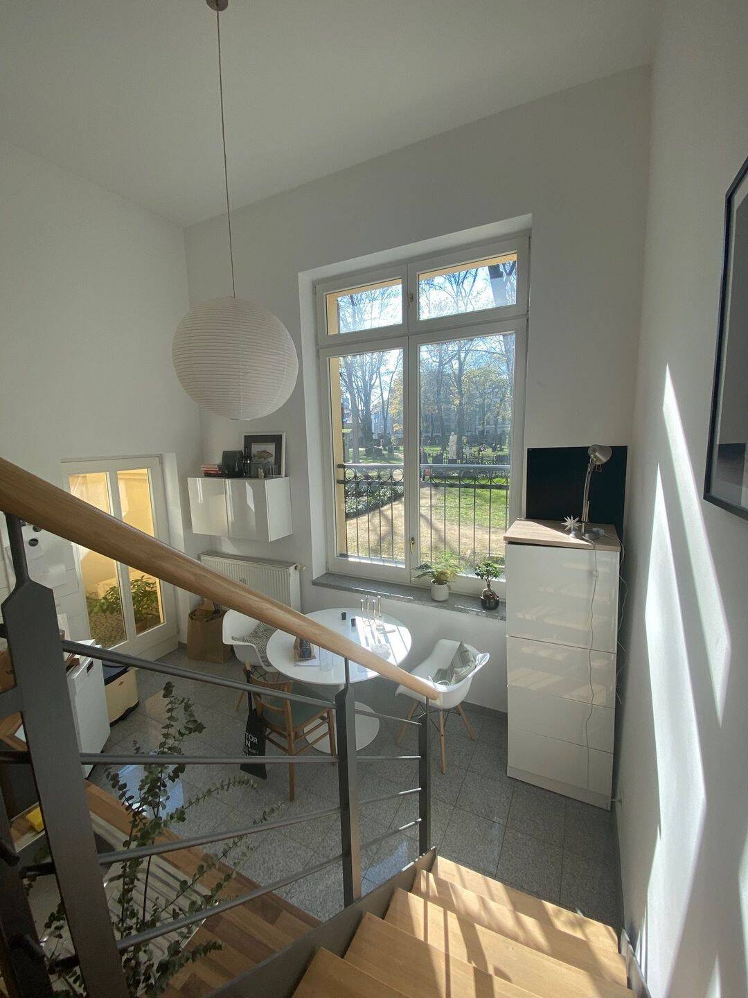 Einmalige Eigentumswohnung im Split-Level mit eigenem Eingang und kleiner Terrasse – Berlin – Vorschaubild 2