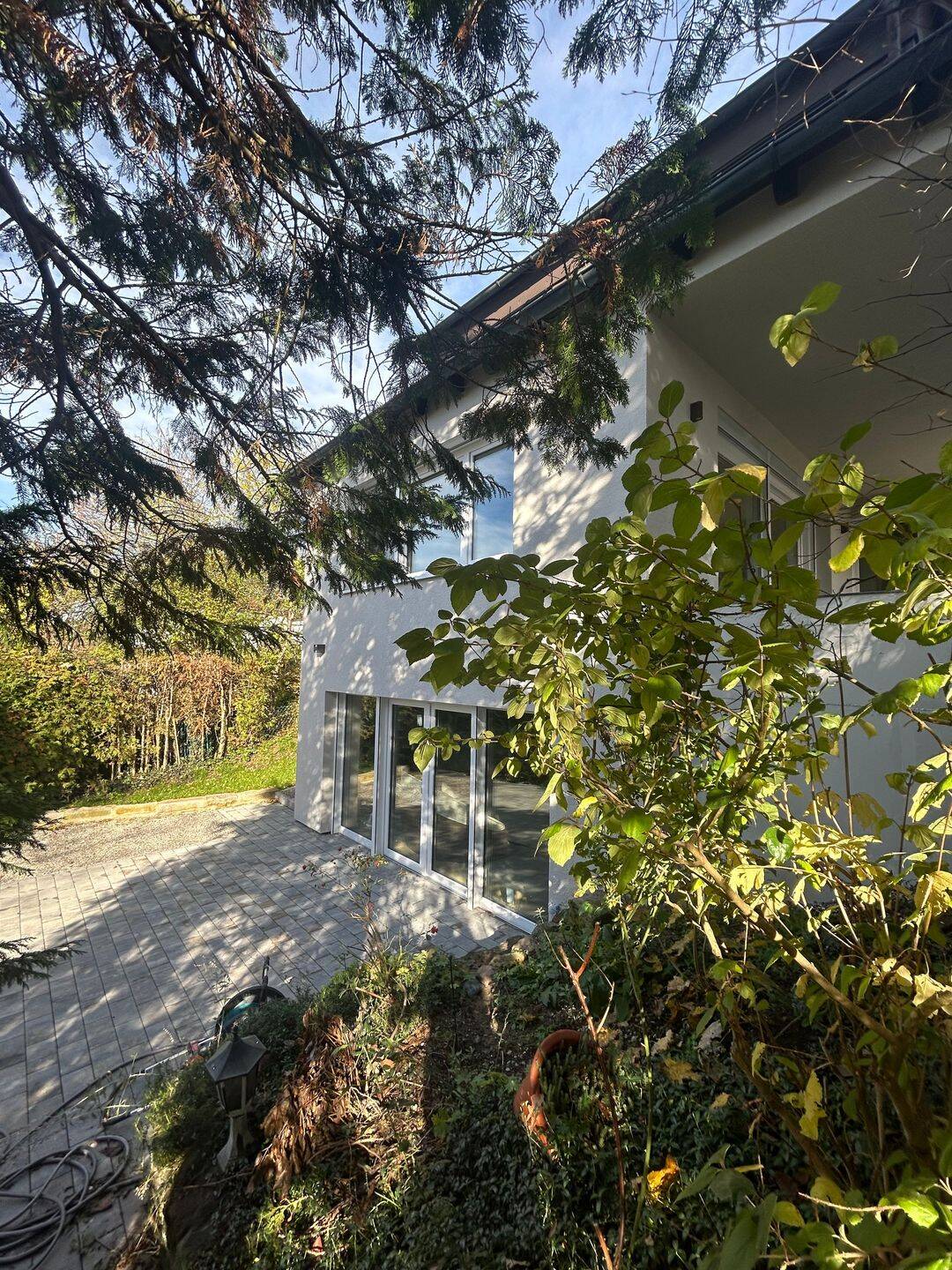 Die Maklerinnen präsentieren: Gepflegte Villa mit viel Platz in idyllischer Ruheoase – Igensdorf – Vorschaubild 3
