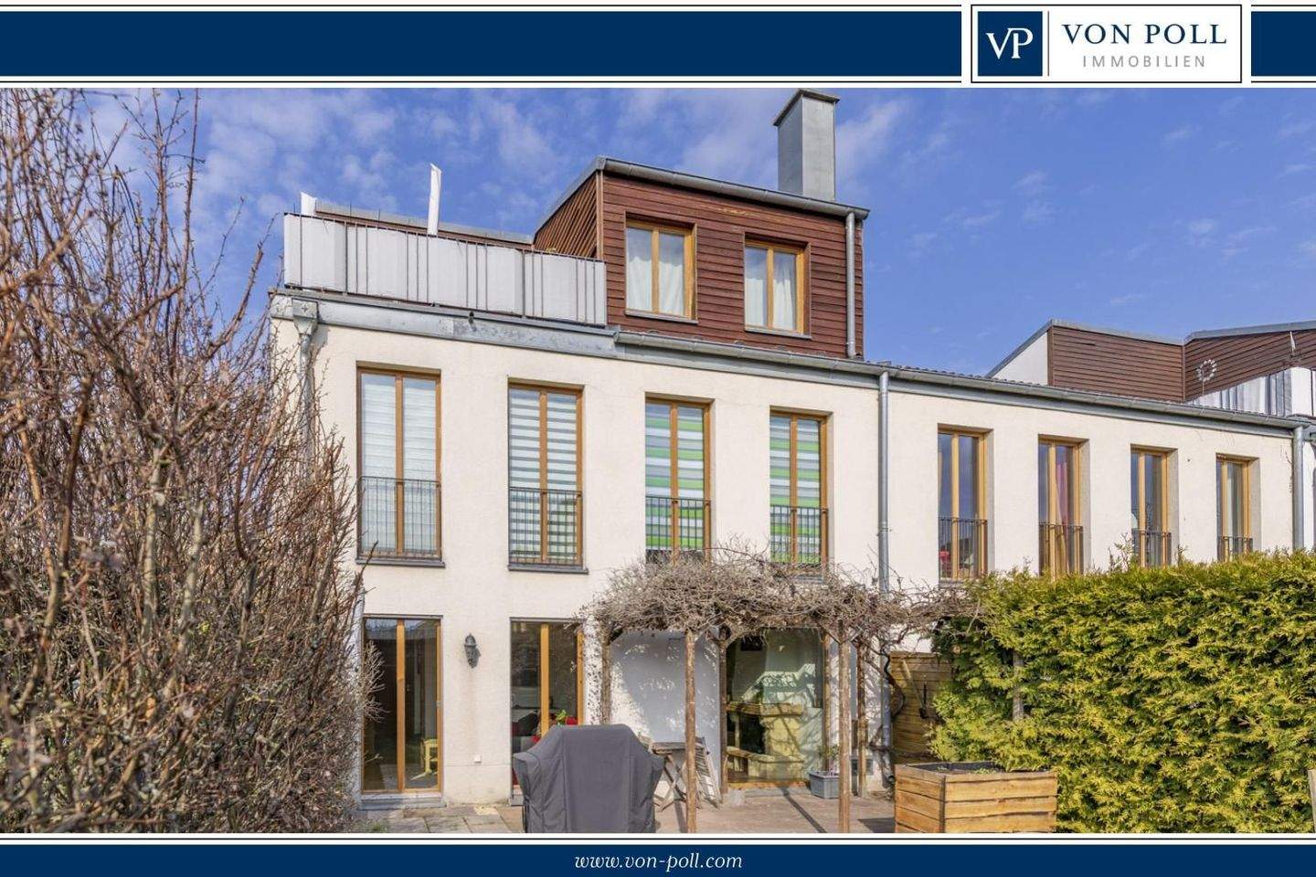 Lichtdurchflutetes Eckhaus mit Panorama-Dachterrasse – Potsdam – Bild 1 von 9