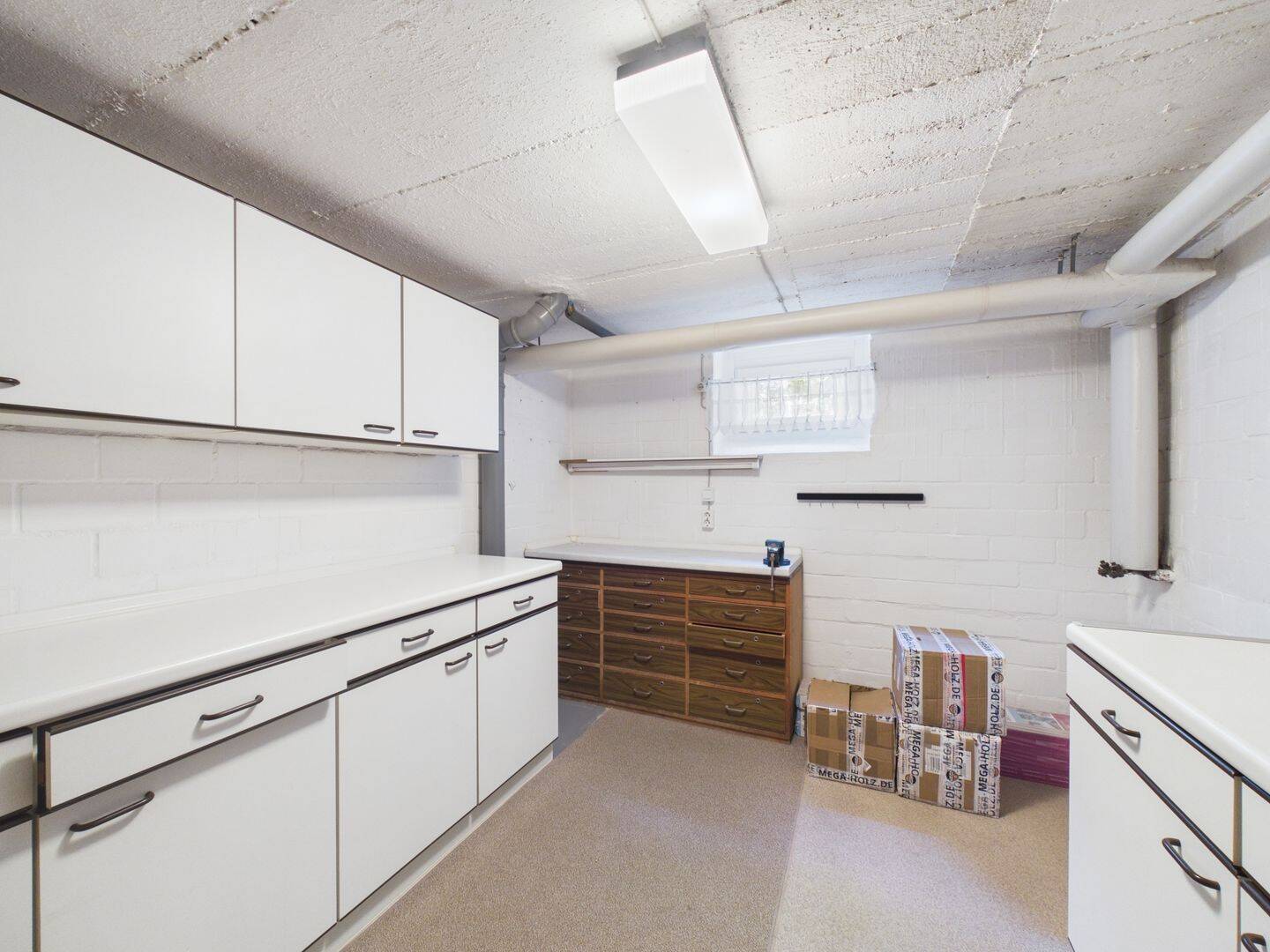 PROVISIONSFREI, 3 Zimmer Wohnung mit Balkon, neuem Bad und eigenem Parkplatz, unvermietet u. modern. – Braunschweig – Vorschaubild 9